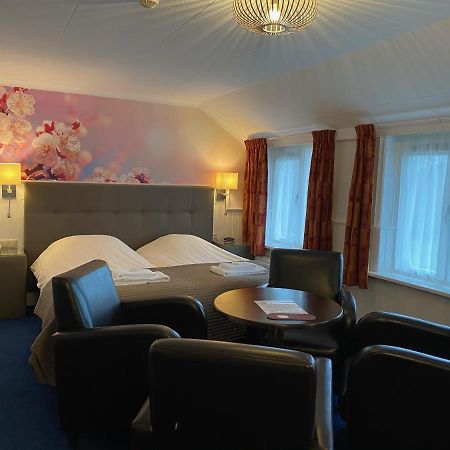 Hotel Cafe Restaurant Duinzicht Schiermonnikoog Esterno foto